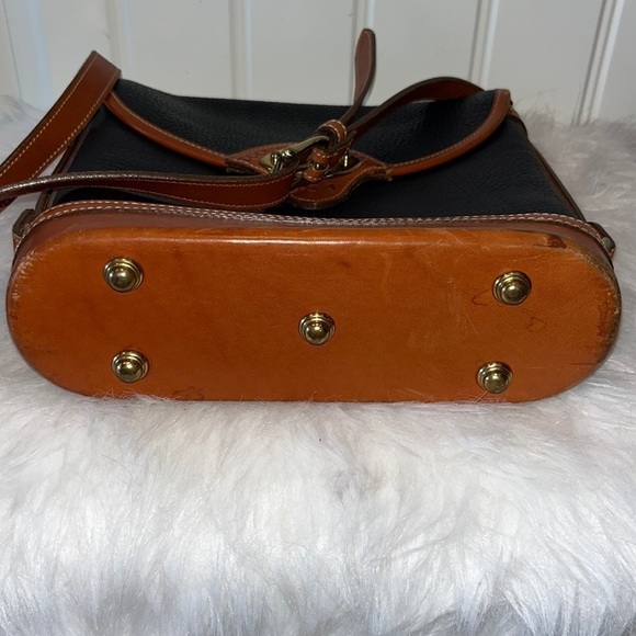 VINTAGE classic black pebbled leather Dooney Bourke Calvary spectator bag large - Picture 9 of 17